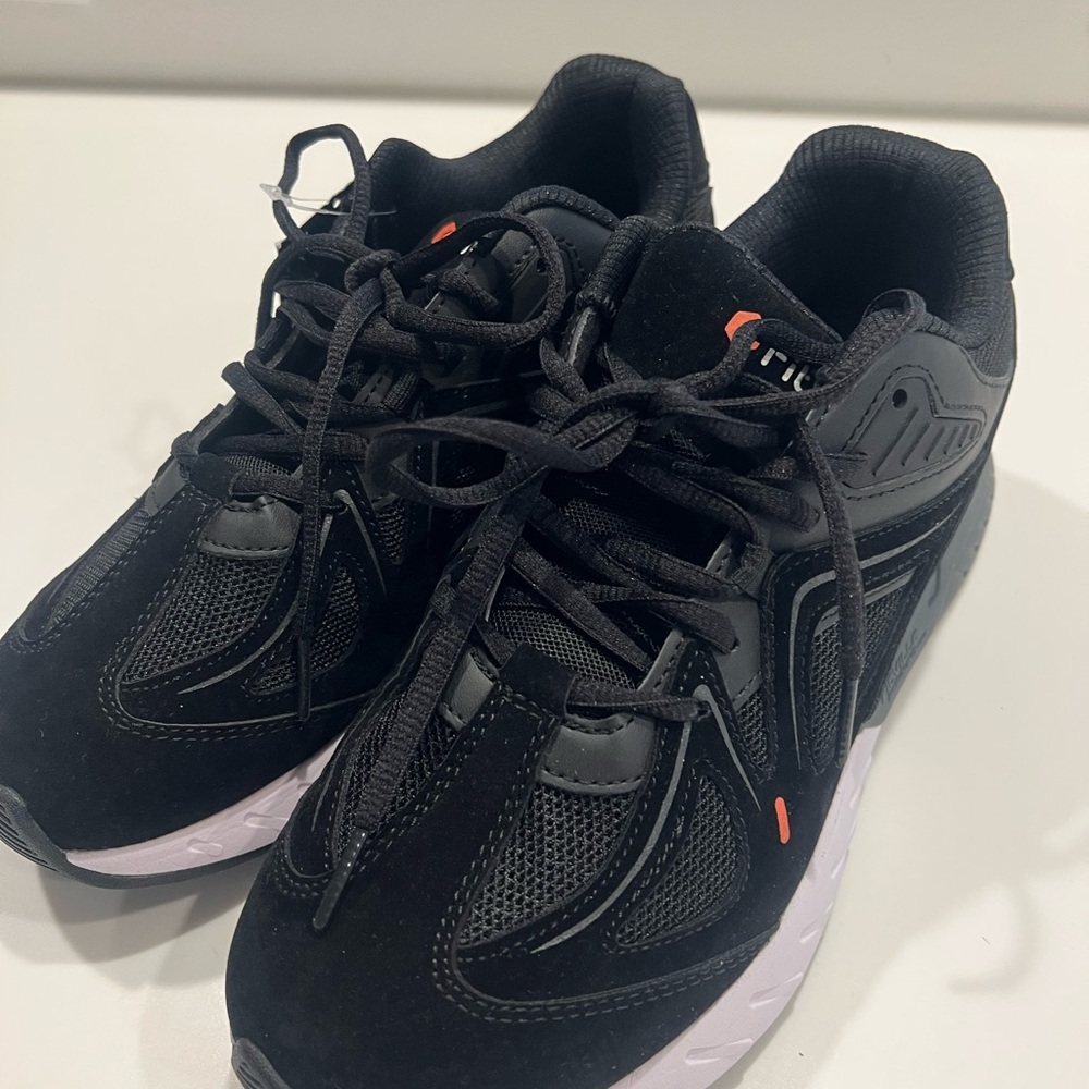 Black unisex FitVille rebound core walking sneakers